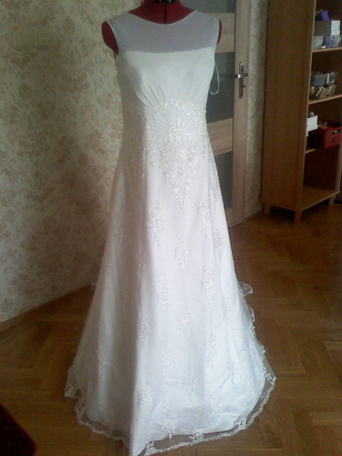 Suknia ślubna 73
